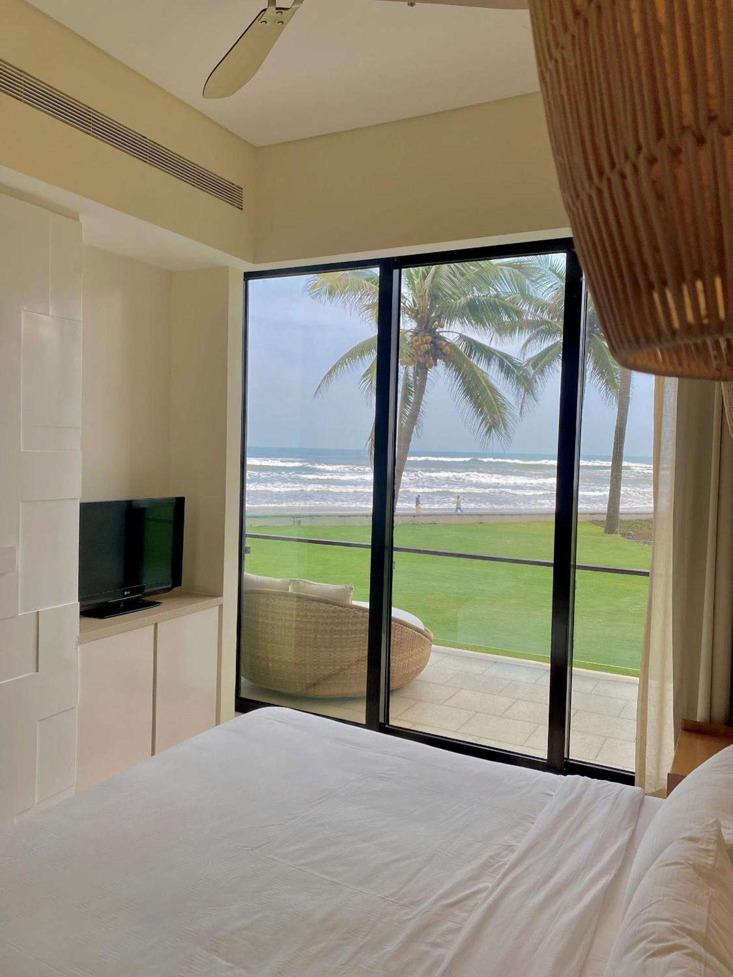 Villa Ocean View And Apartment Da Nang "Free Pick Up" Exterior photo